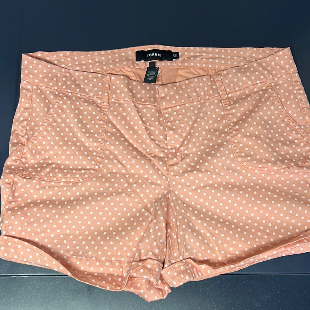 Torrid Women's Pink Polka Dot Shorts